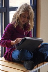 Little Girl with iPad Photo by Brad Flickinger Flickr